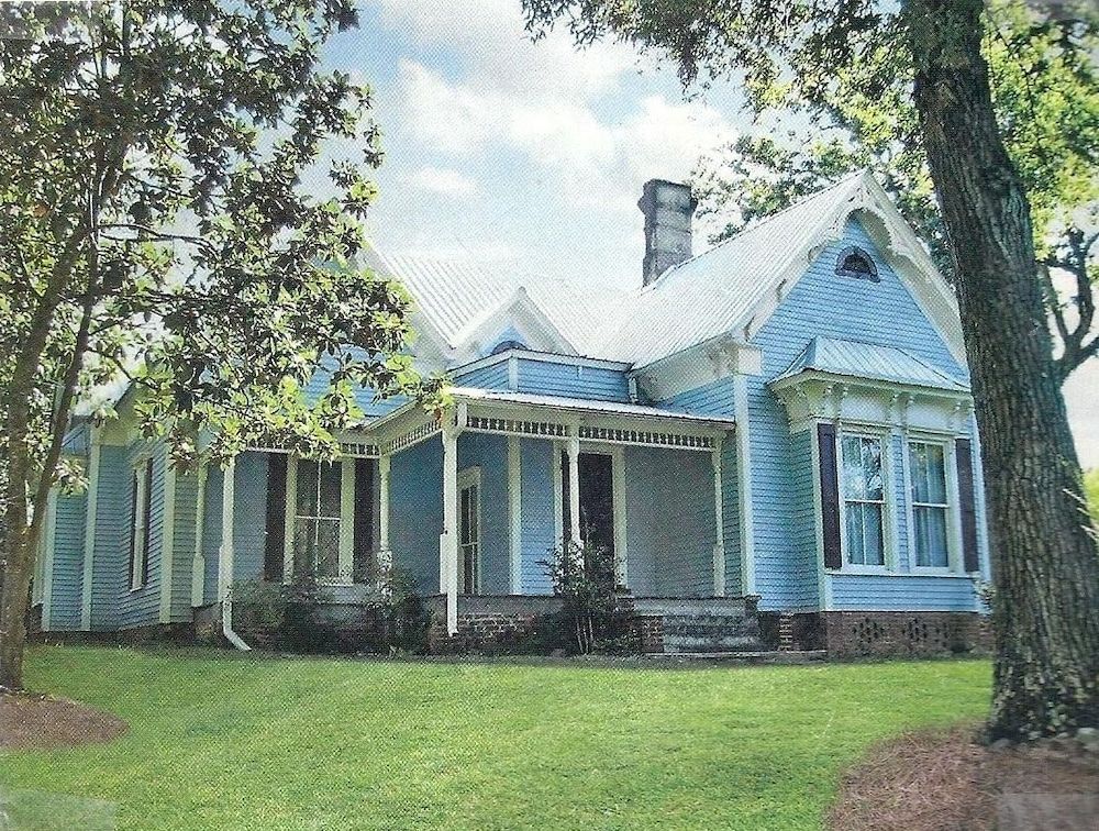 Adair Manor Bed& Breakfast -1 estrelas em Adairsville