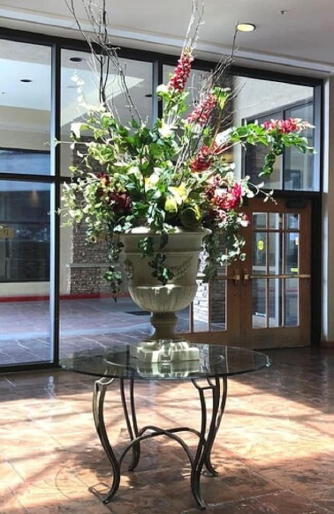 Wendover Nugget Hotel & Casino by Red Lion Hotels 2