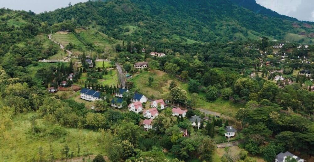 Phukaew Resort & Adventure Park 4 estrellas en Khao Kho