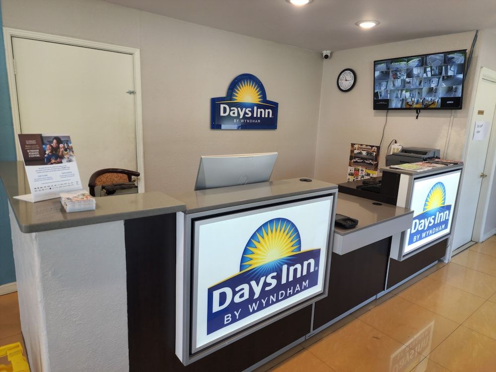 Days Inn by Wyndham Hardeeville Near Hilton Head 3