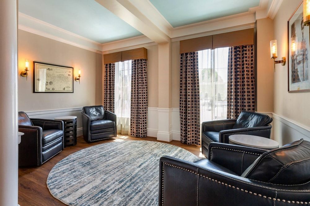 Essex Street Inn & Suites, an Ascend Collection Hotel 2