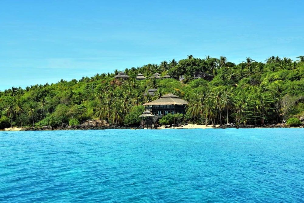 Breve Azurine Lagoon Retreat -1 estrelas em Karimunjawa