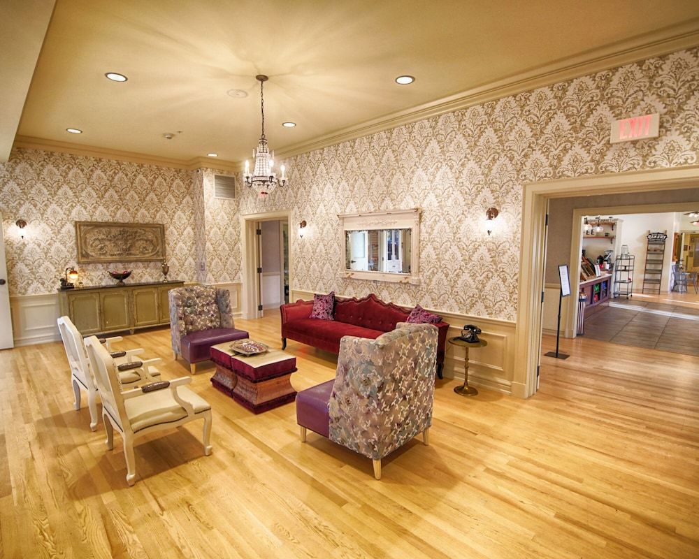 The Stella Hotel & Ballroom 3