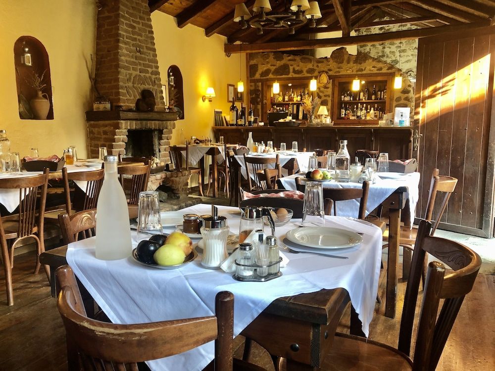 Agios Germanos Traditional Hotel 2