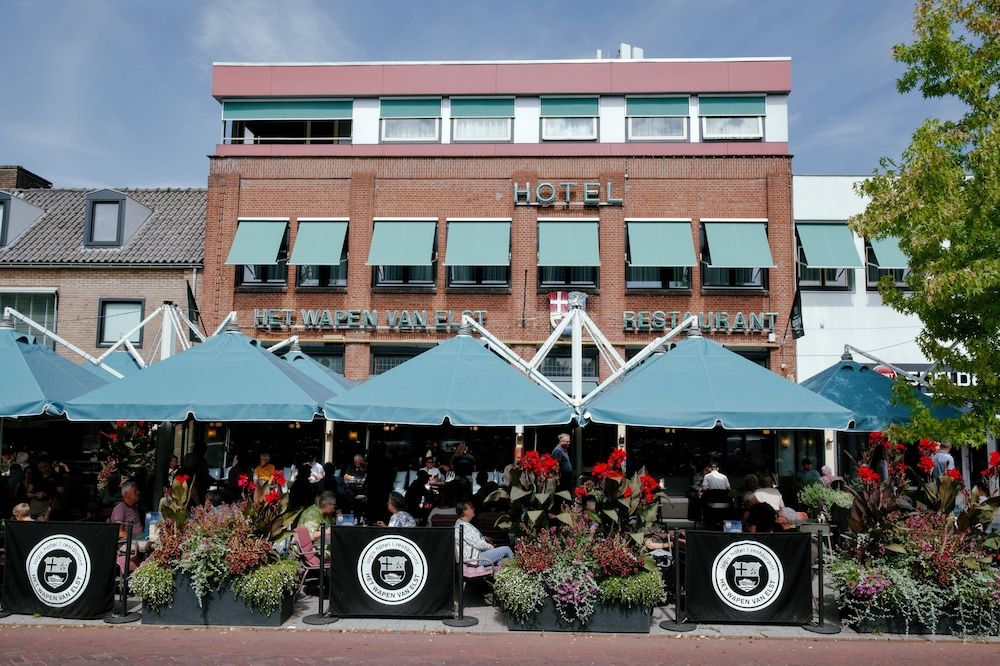 Het Wapen van Elst 3 estrelas em Elst