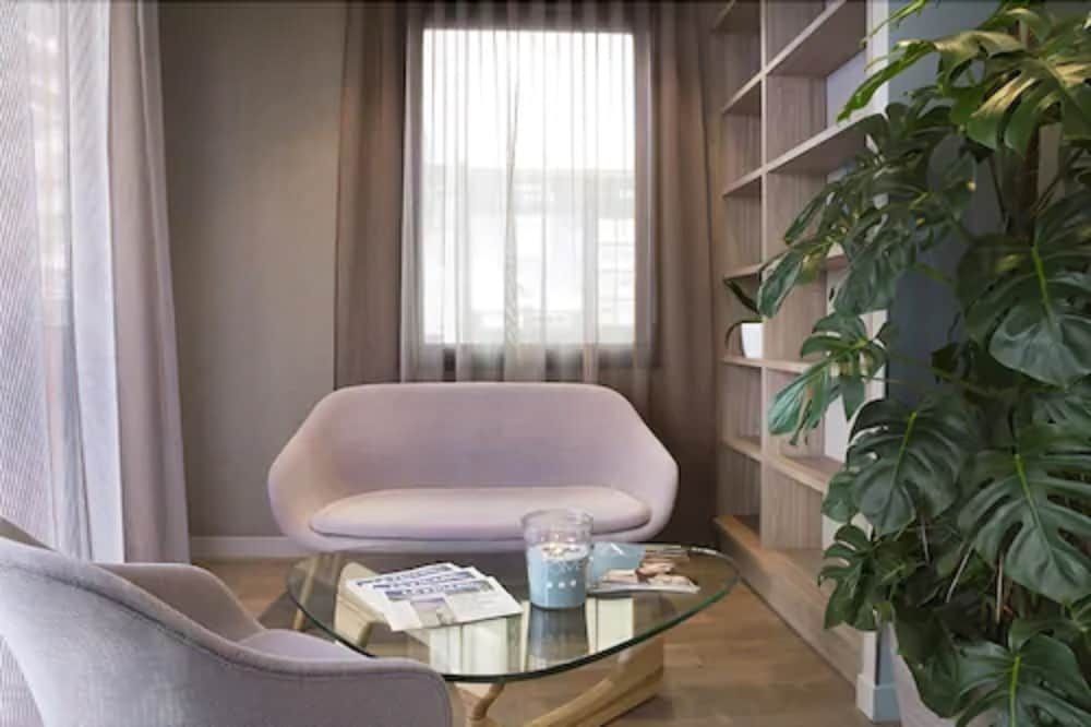 ibis Styles Bourg La Reine 3