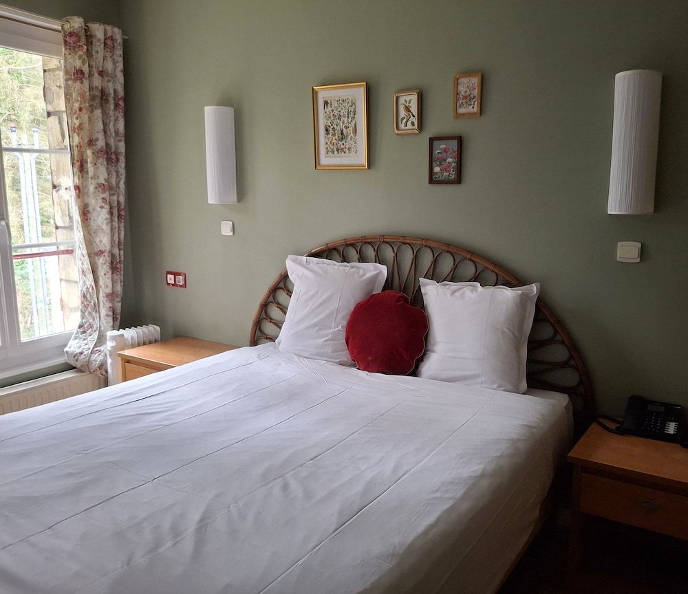 Hostellerie Du Lys - Hôtel & Restaurant 3