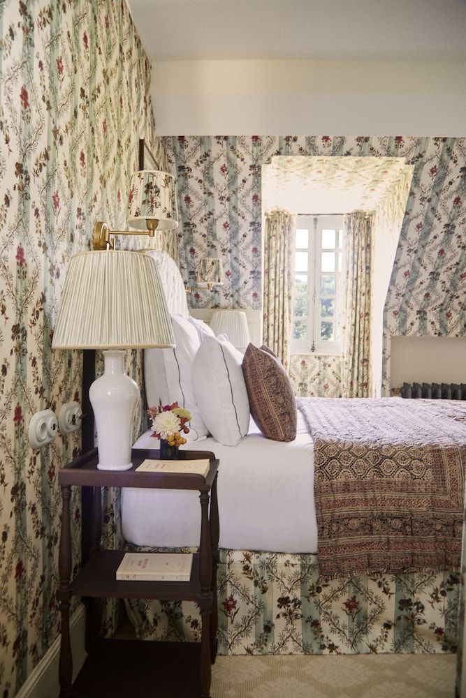 Abbaye des Vaux De Cernay, a Paris Society Collection hotel 3