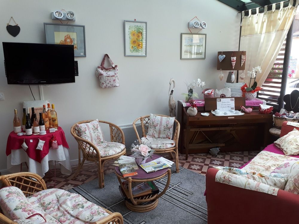 Au Bosquet Fleuri 2 estrelas em Martizay