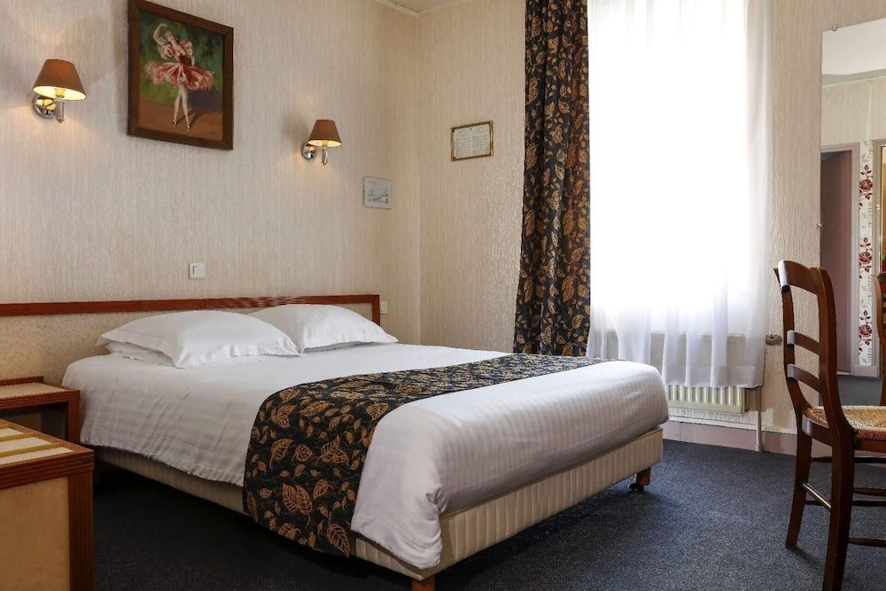 Le Val Saint Hilaire 3 estrelas em Givet