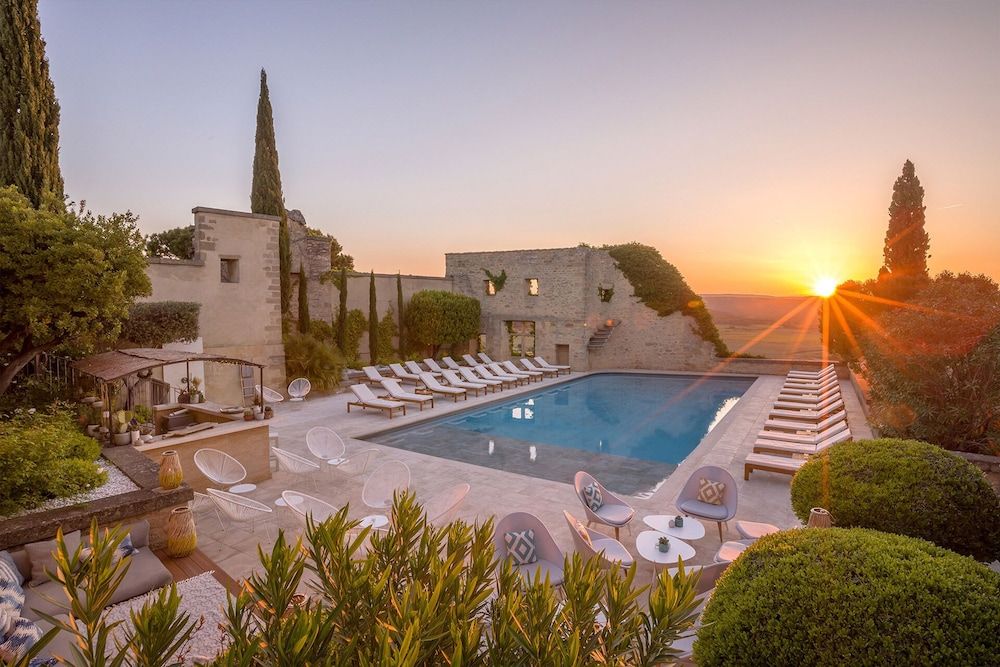 Le Vieux Castillon 5 estrelas em Castillon-du-Gard