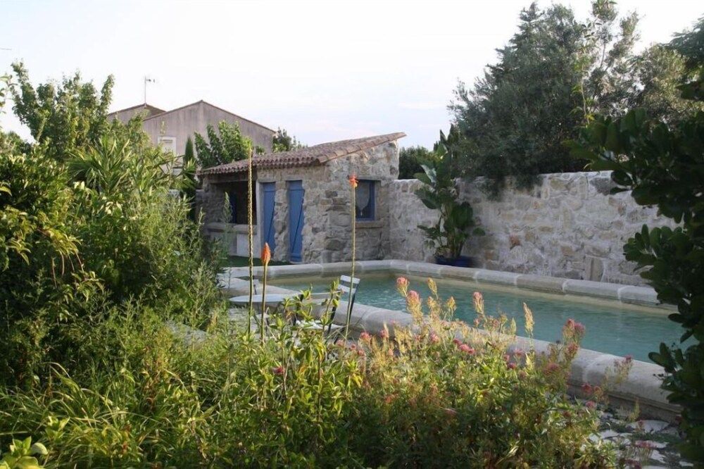 Aux Pots Bleus -1 estrelas em Nissan-lez-Enserune