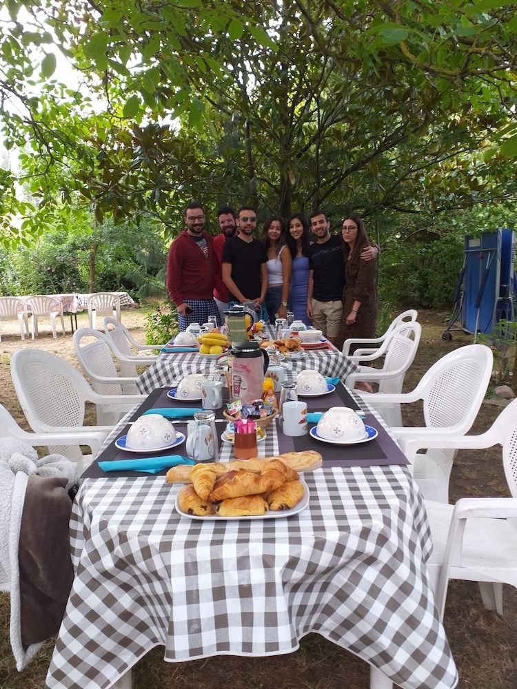 Chambre du Jardin Fleuri -1 estrelas em Saint-Aubin-lès-Elbeuf