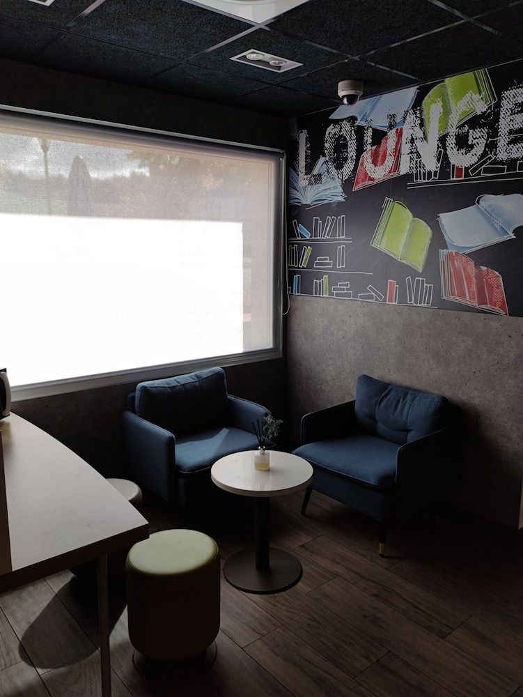 ibis budget Saint-Pourçain-sur-Sioule 2