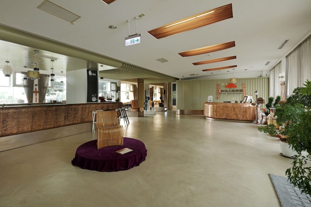 Zhida Craft Service Guest House 2