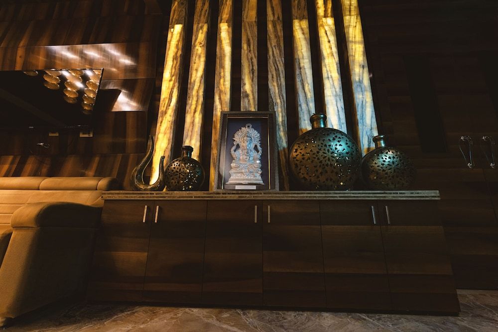 SH&B - Hotel Millennium Inn, Prayagraj 2