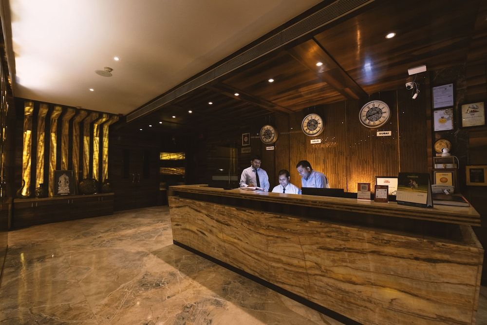 SH&B - Hotel Millennium Inn, Prayagraj 3