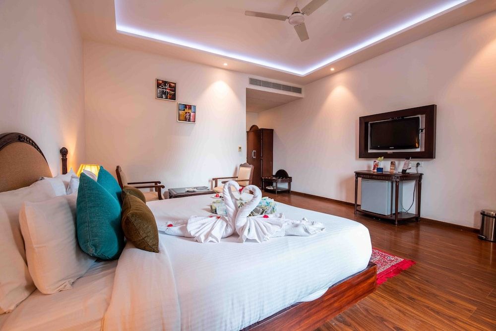 The Fern Surya Resort Dharampur, Kasauli Hills, Series by Marriott 3