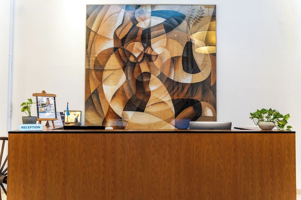 Saninro Hotel Ragama 3