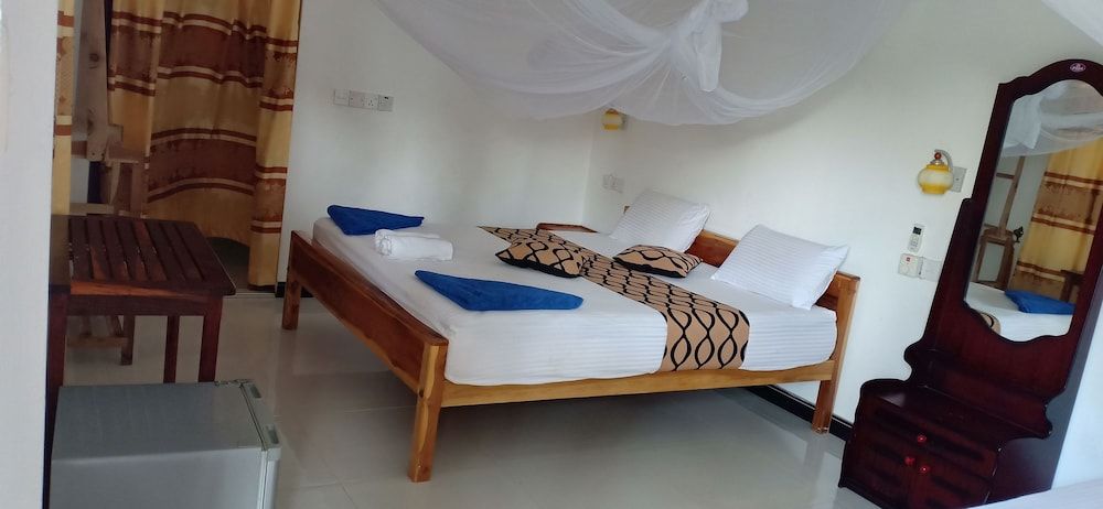 SURF AND SAND Hotel - Arugam Bay 2