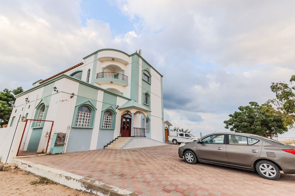 Super OYO 110 Ras Al Hadd Guest House 3 estrelas em Al Ḩadd