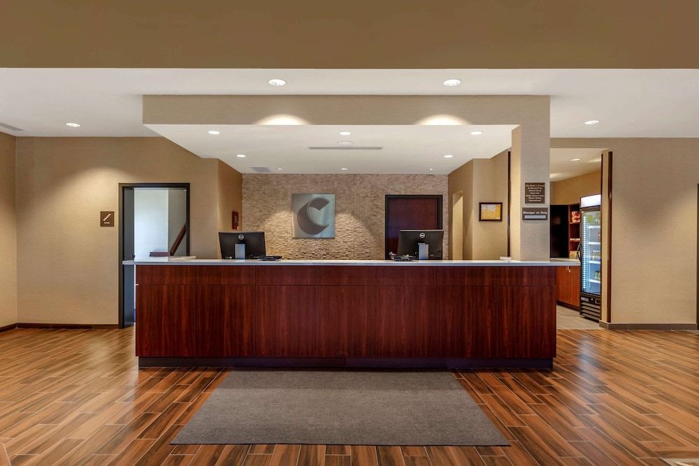Comfort Suites Grand Island 2