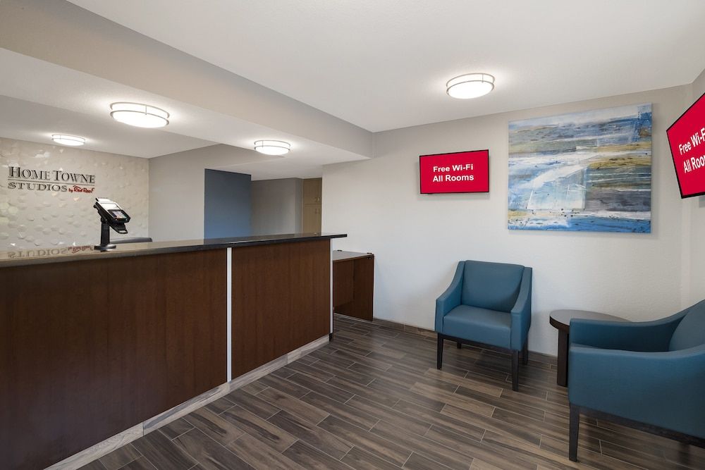 HomeTowne Studios by Red Roof Orange, TX 2