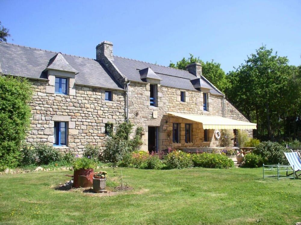 Auberge de bel air -1 estrelas em Brélès