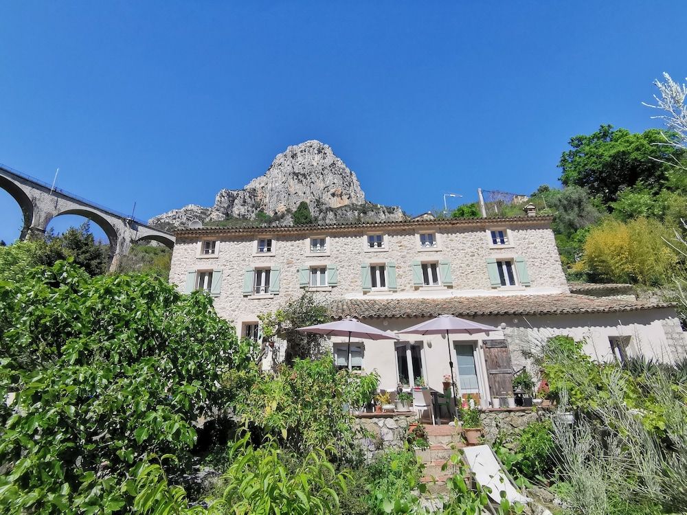 Le Moulin Camoula -1 estrelas em Saint-Jeannet