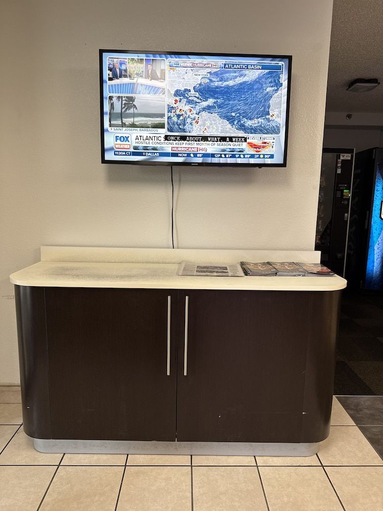 Motel 6 New Haven - Branford, CT 2