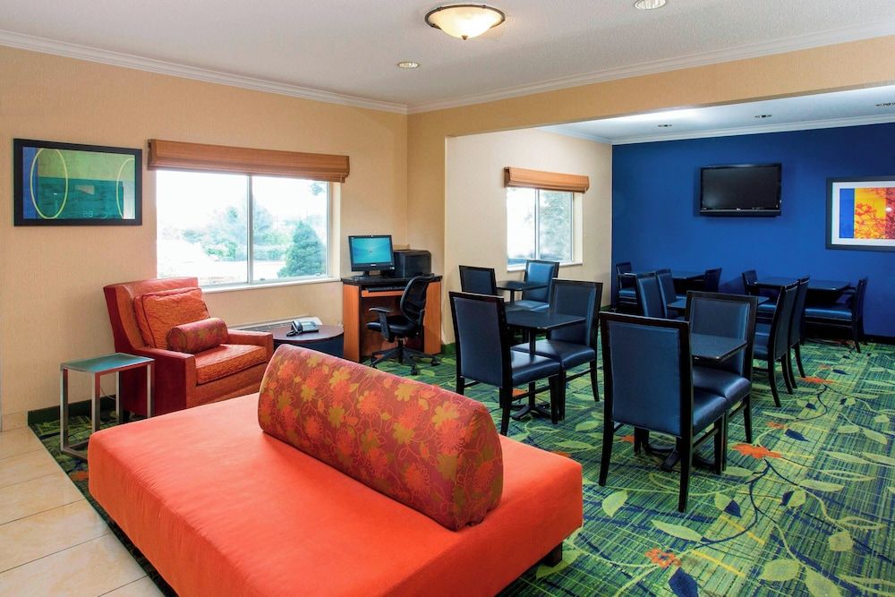 Fairfield Inn Middletown Monroe 2