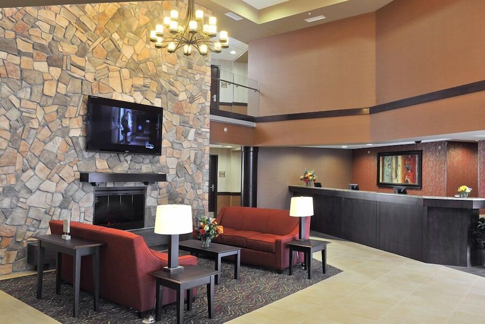 Lakeside Hotel Casino, a Travelodge by Wyndham 3