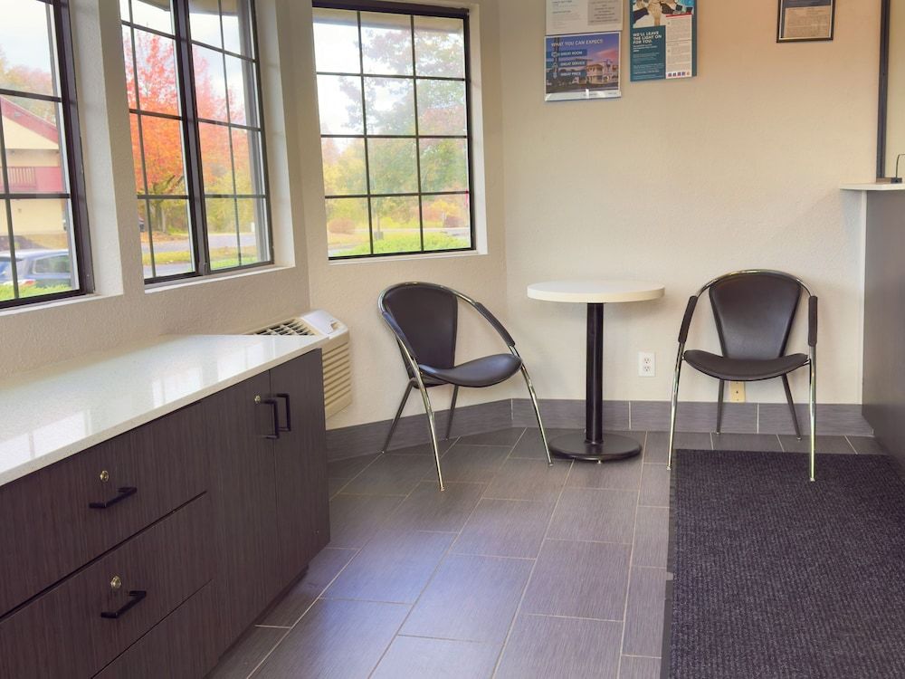 Motel 6 Enfield, CT - Hartford 3