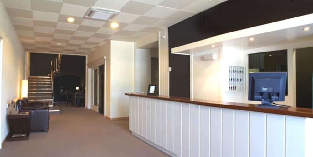 Hotel Puerta de España 3