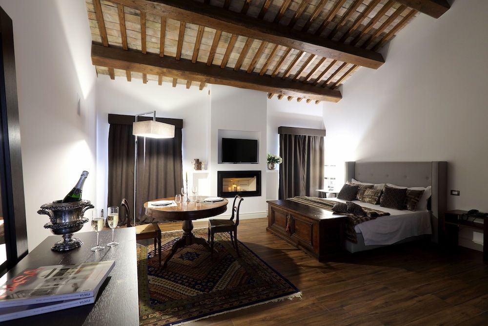 Residenza Palazzo Fortuna -1 estrelas em Civita Castellana