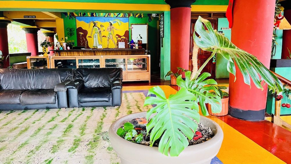 Lake Arenal Hotel, Brewery & Farm 3