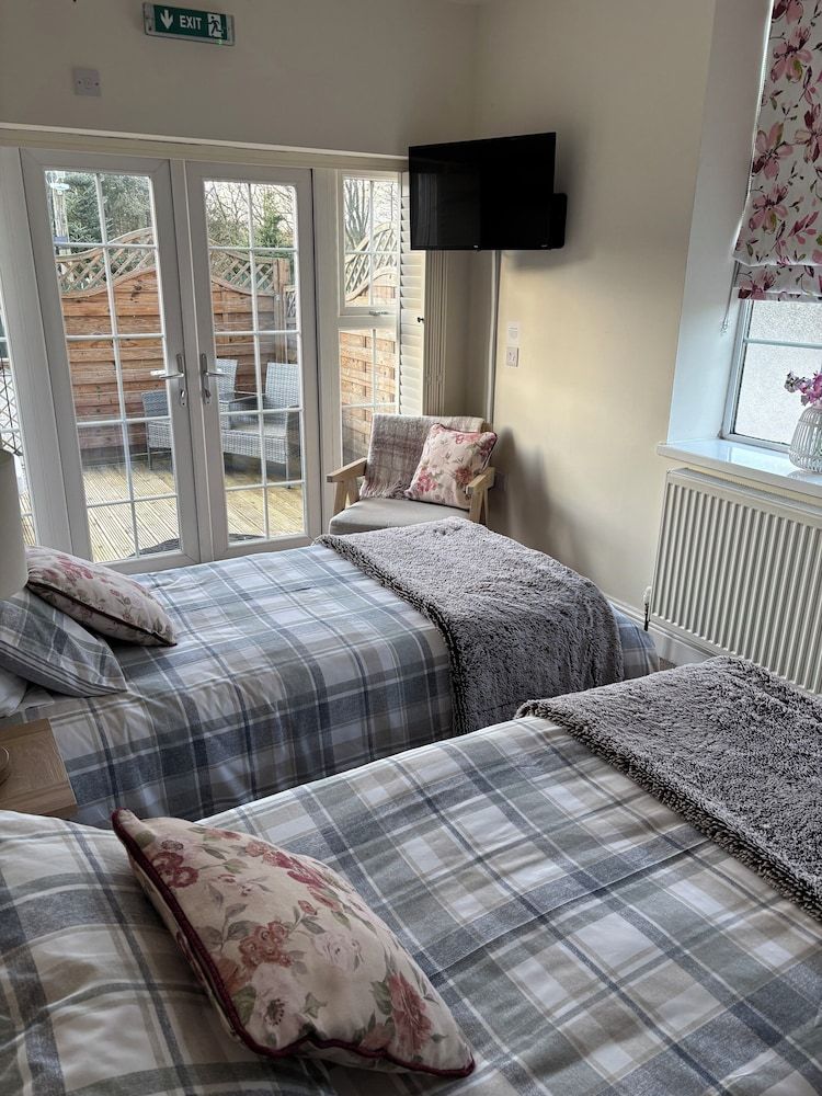 Blenkinsopp Castle Inn 3