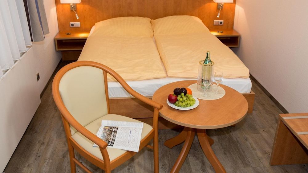 Hotel-Restaurant Lütkebohmert 3