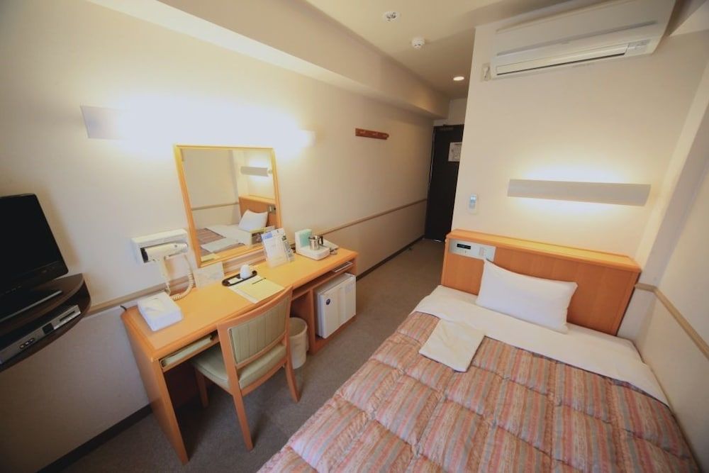 HOTEL CROWN HILLS TSUCHIURAEKIHIGASHI 3