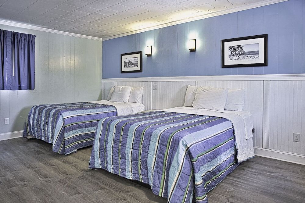 Colonial Inn Motel 2