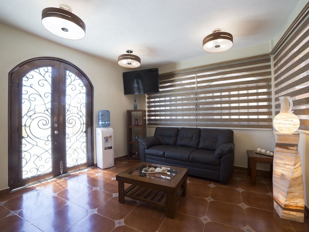 Capital O Hotel Colonial Acopinalco Inn 3