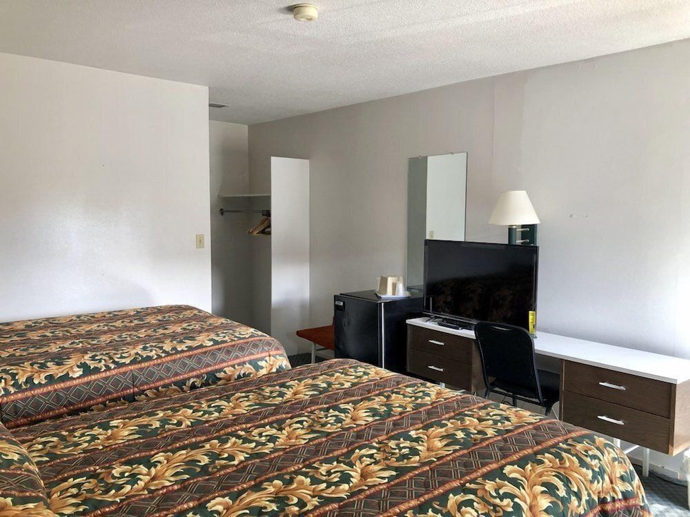 Imperial Inn 2