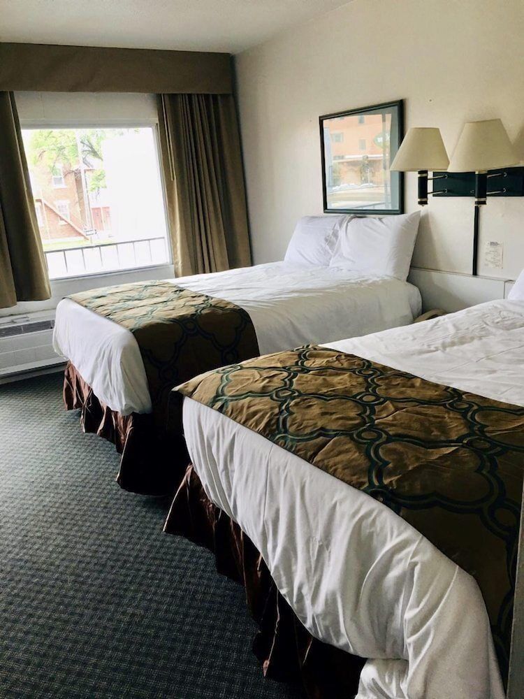 Imperial Inn 3