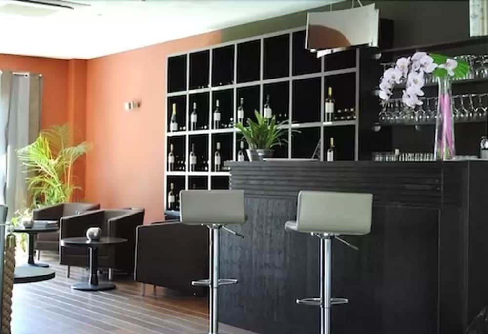 Logis Hôtel Aliénor 2 estrelas em Langon