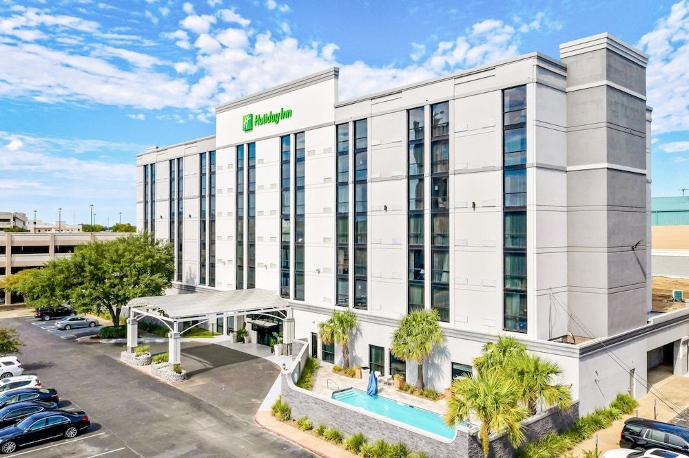 Holiday Inn Alexandria - Downtown 3 estrellas en Alexandria