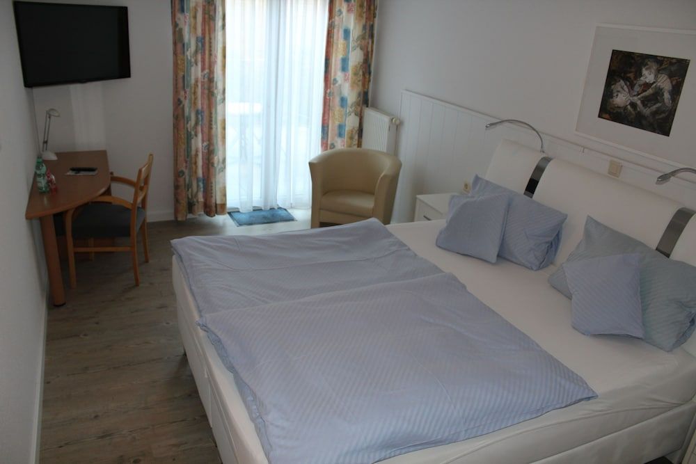 Zum Goldenen Wagen 3