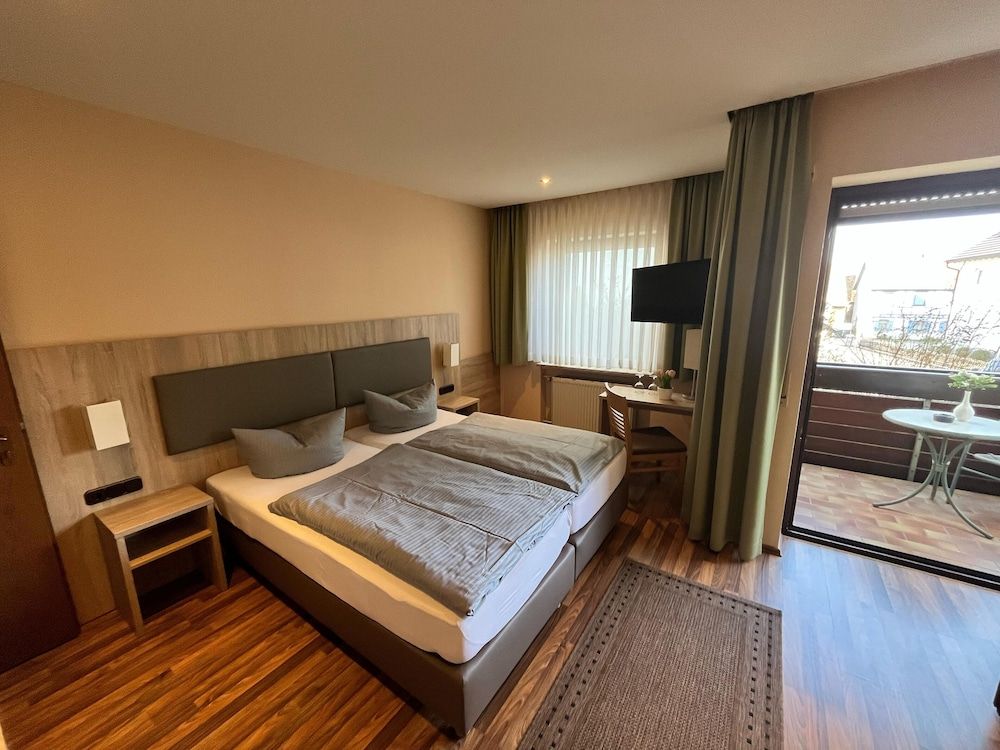 Annas Gästehaus -1 stelle a Hallerndorf