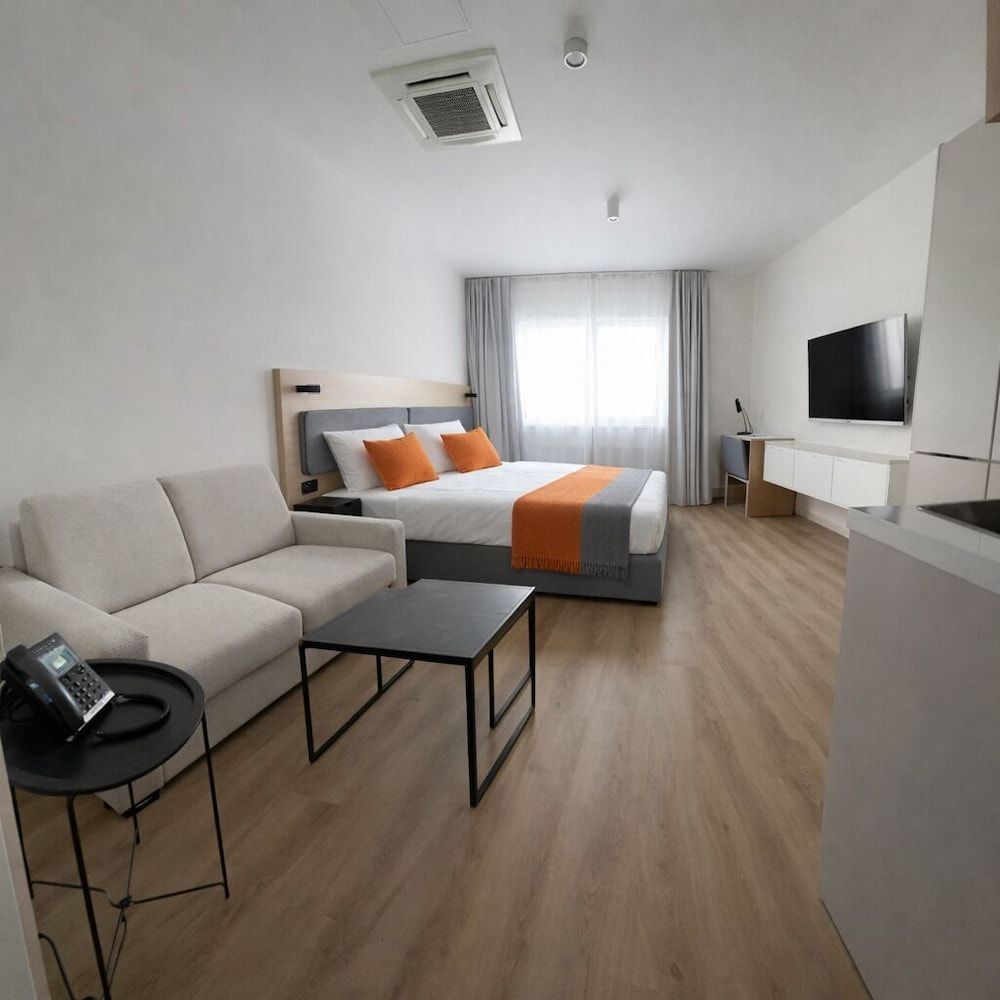 Hotel Kapitol 4 estrelas em Most