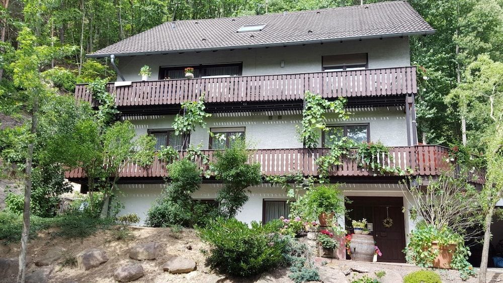 GÔøΩstehaus Gerhardt -1 estrelas em Schweigen-Rechtenbach