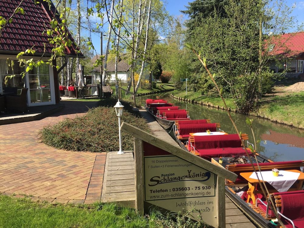 Pension Zum Schlangenkoenig -1 estrelas em Burg